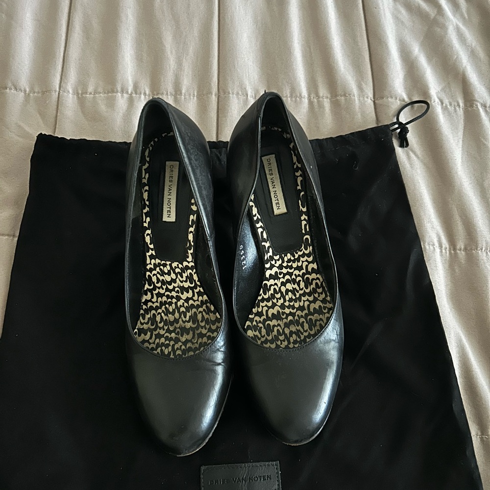 Dries Van Noten Black Leather Flats